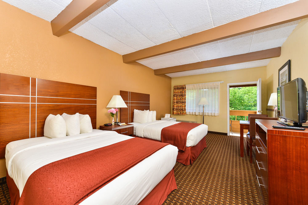 Quality Inn East Dubuque Экстерьер фото